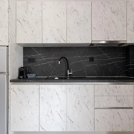 Square View Φλογητά